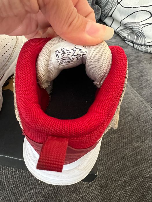 Jordan max aura 5
