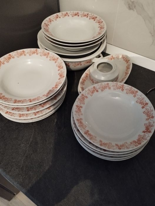 Сервиз столовый из 44 предметов