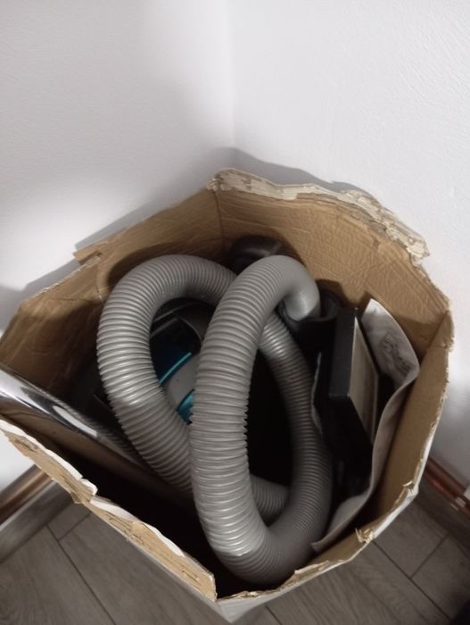 Aspirator cu sac VORTEX VO4501 2 L 750W Negru Albastru