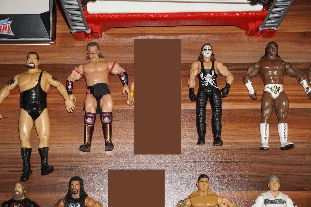 WWE Голям Лот От 25 Кеч Фигури/5бр Кеч Колани/Кеч Рингове/Кеч Сцена