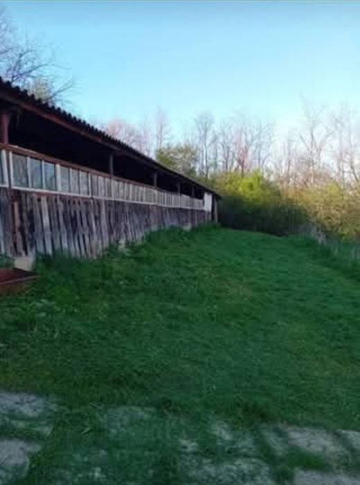 Продава се Промишлена сграда в с. Равнище, Област София-област - 740 кв.м за 53 €/кв.м - Снимка #1