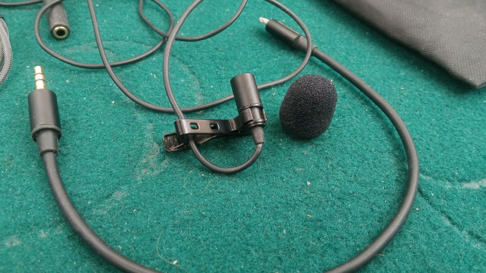 Микрофон Saramonic LavMicro U1B петличный