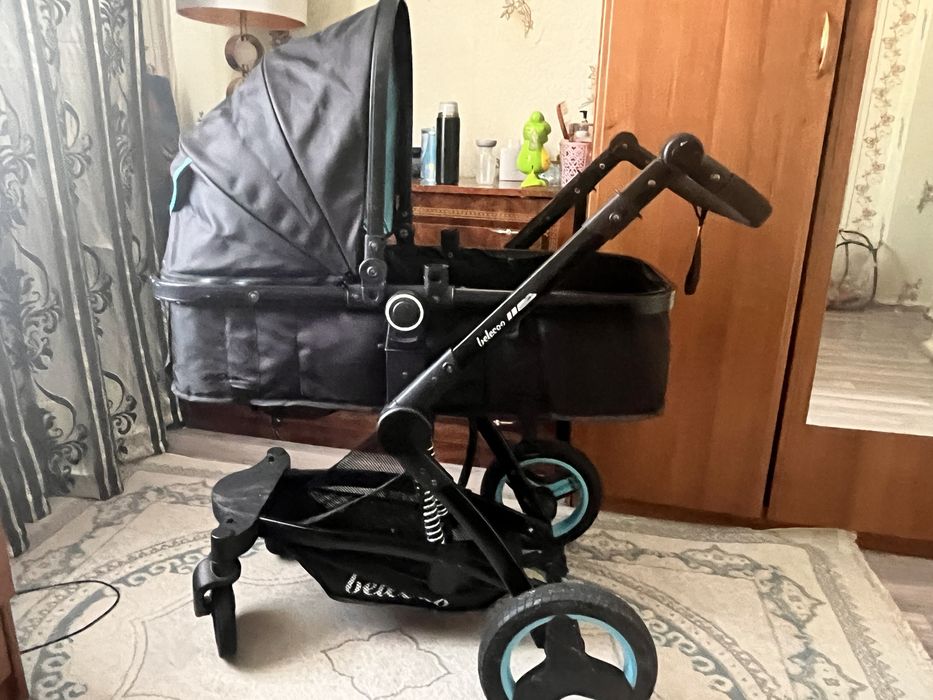 Продам коляску 3 в 1