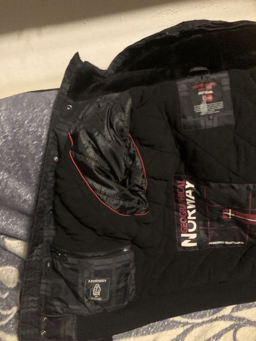 Geaca barbateasca stare excelenta 100 lei