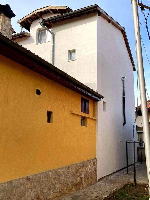 Продава се Къща в Добрич, Център - 495 кв.м за 433 €/кв.м - Снимка #7