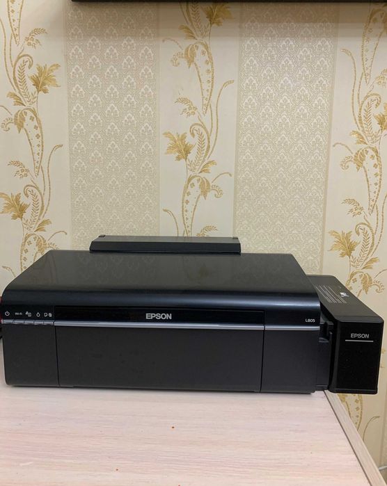 Продается цветной принтер Epson l 805