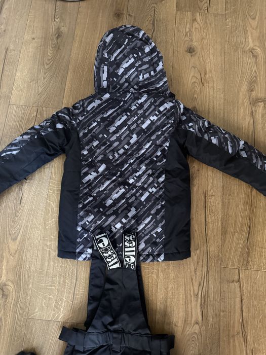 Детски ски екип Ellesse 7-8 години