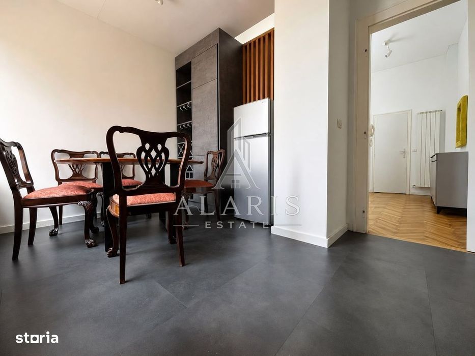 Apartament cu 5 camere, circular, in Piata Sf. Maria