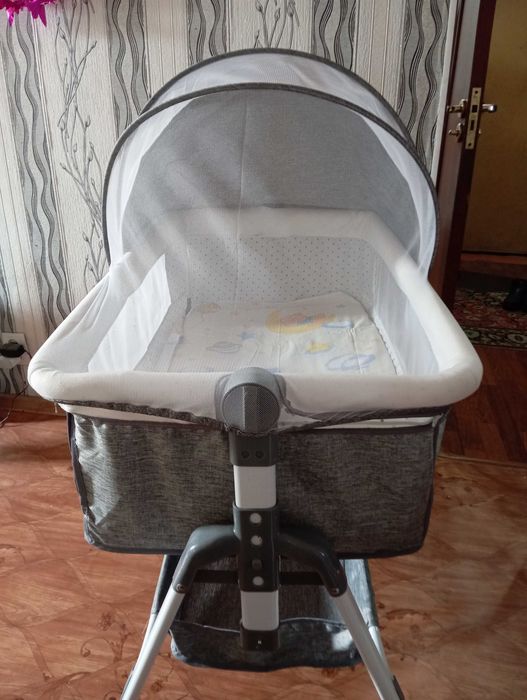 Детская кроватка - люлька