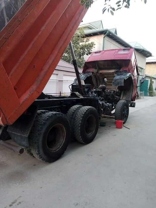 KAMAZ sotiladi! Puli naxt yoki variantga kelishamiz. Holati ideal