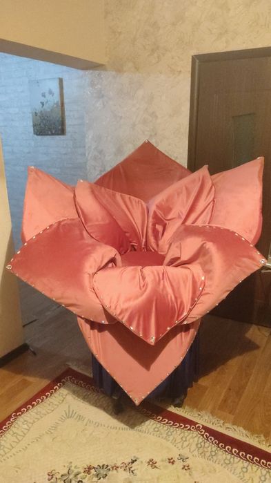 Лотос гүлі. 1 жас мерекеге