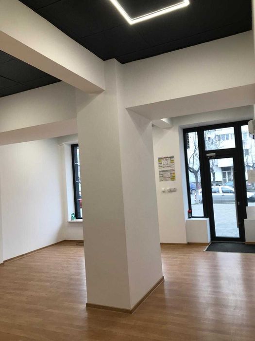 Spațiu Comercial Premium 52 mp - Renovat Recent pe Ștefan cel Mare 7!