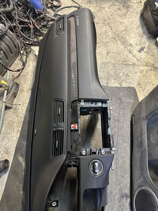 Арматурно табло пасат б6,7 отлично