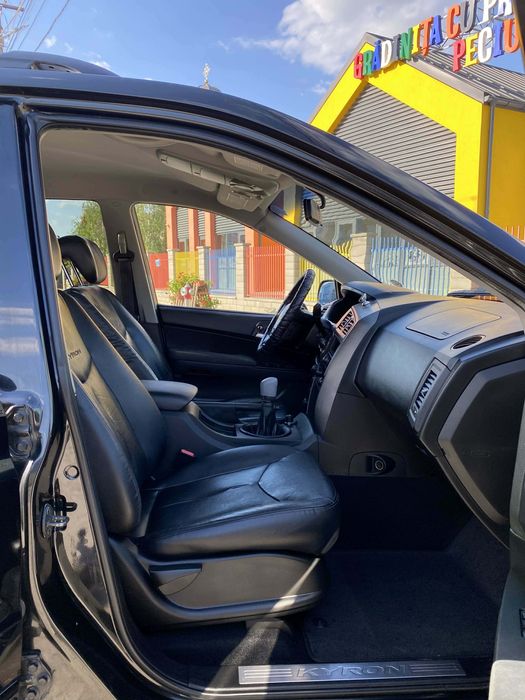 SsangYong Kyron 2010 2.0 Diesel – 4x4 la buton