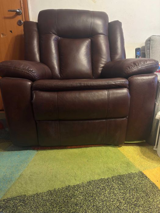 Fotoliu culoare maro  din  piele naturala