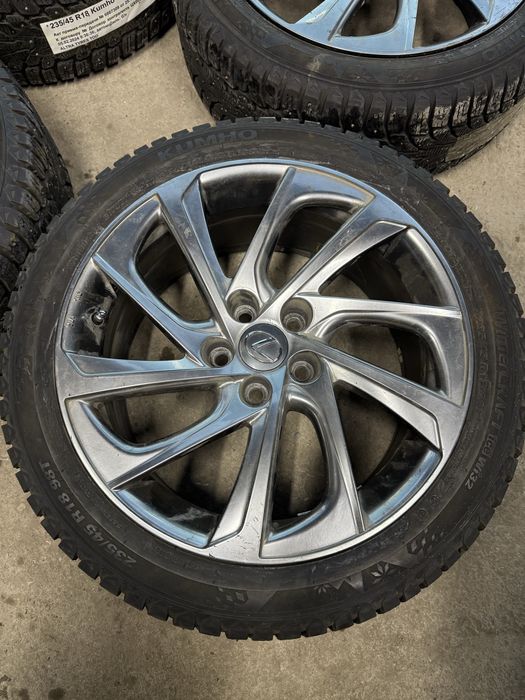Продам камплект диски + шины