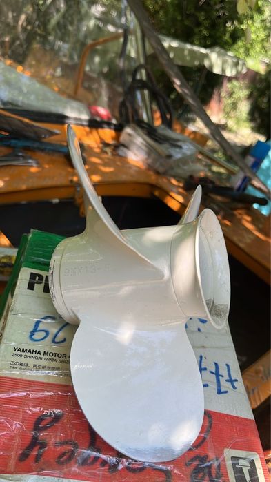 Продам винт Yamaha 25-30