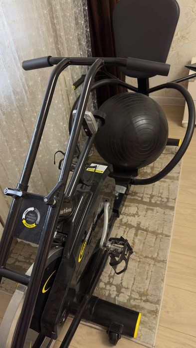 Кардио велотренажер Ball bike, бренд Revolution