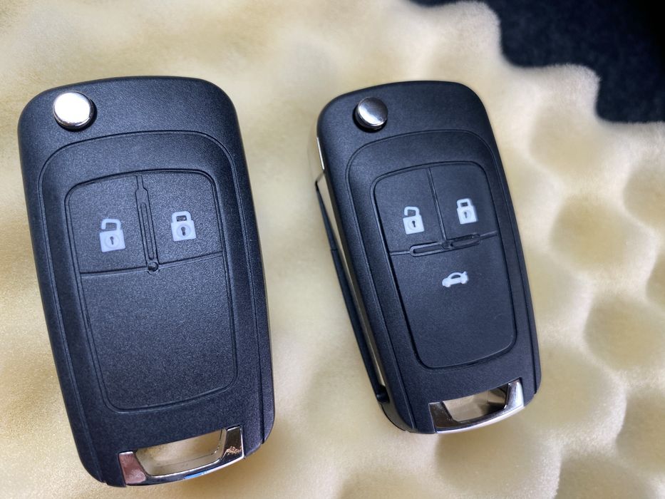 Carcasa cheie OPEL Astra J, Insignia, Corsa E cu 2-3 butoane briceag