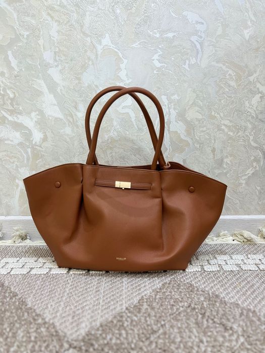 Сумка “Demellier” для женщины и девочки