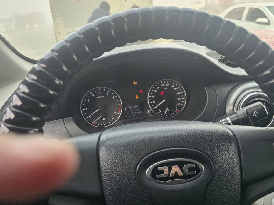 Жак продаётся состояние хорошее