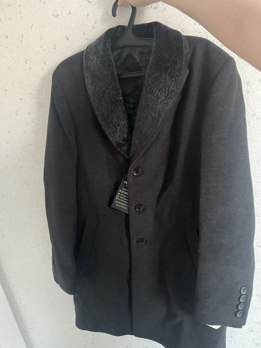 Мужское пальто, новое