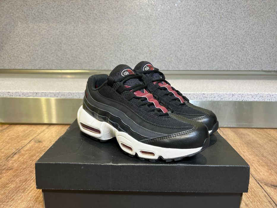 ОРИГИНАЛНИ *** Nike Air Max 95 Recraft Reflective Anthracite Team Red