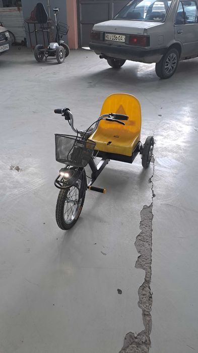 Трайк.  Электронный.  48в. 12а. Скорость до 50км.ч. запас хода 20км.