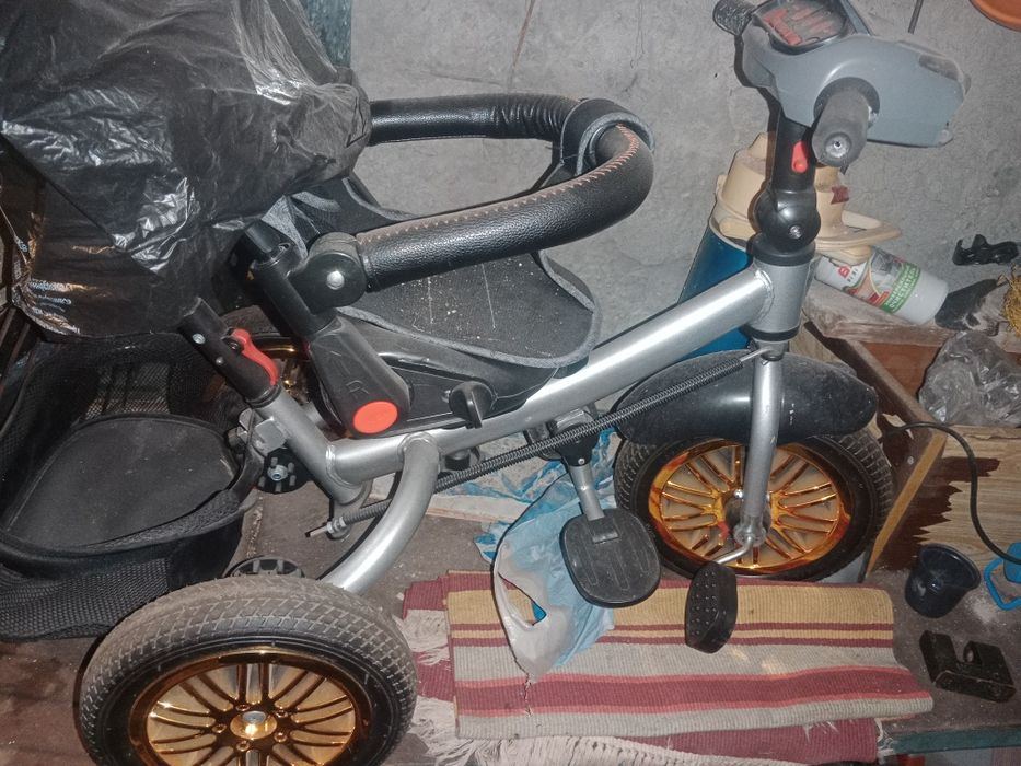 Продается детская коляска