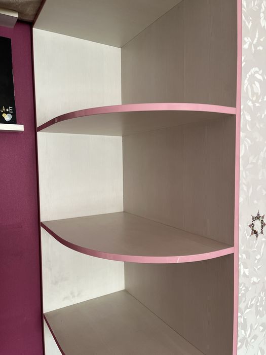 Продам шкаф вместе с тумбой