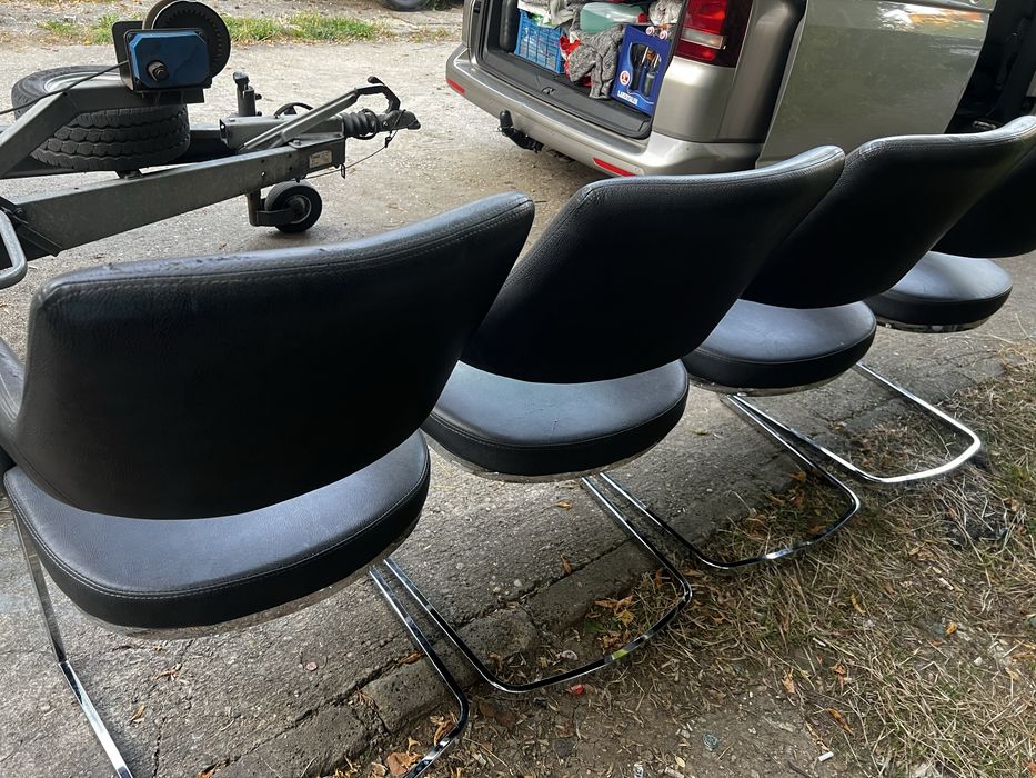 4 scaune moderne