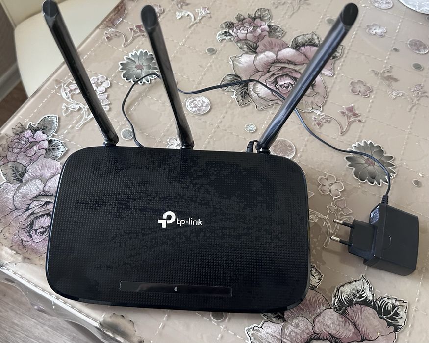 продается роутер