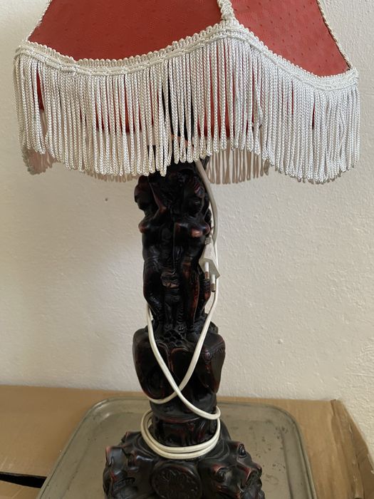 Veioza rasina  cu abajur