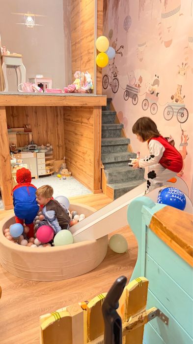 Inchiriez loc de joaca pentru afterschool in Otopeni.