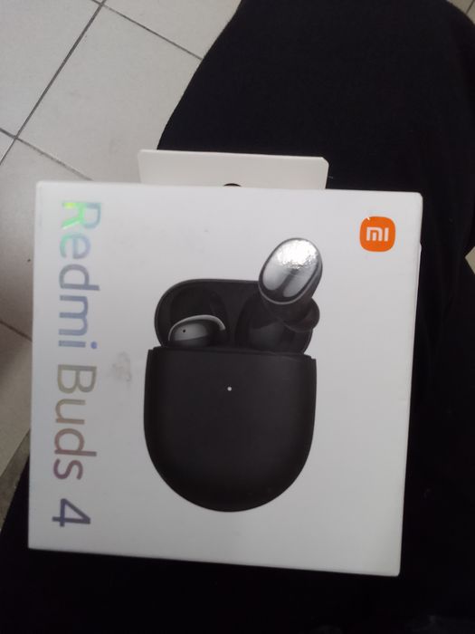 Redmi Buds 4  черный цвет