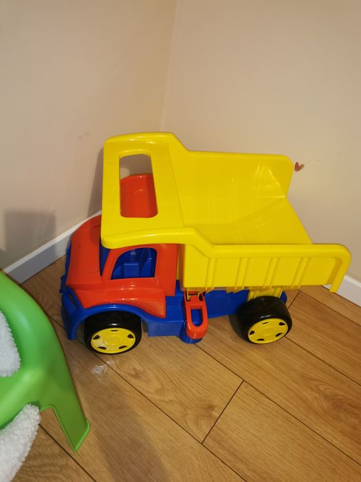 Camion dimensiune mare