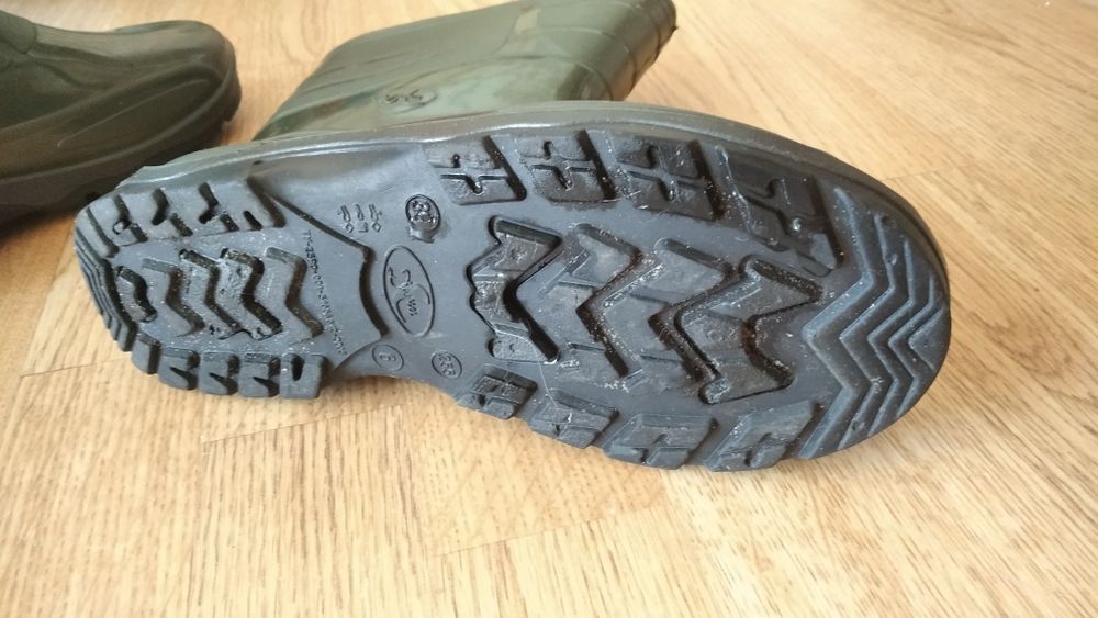 Сапоги резиновые 39 размер