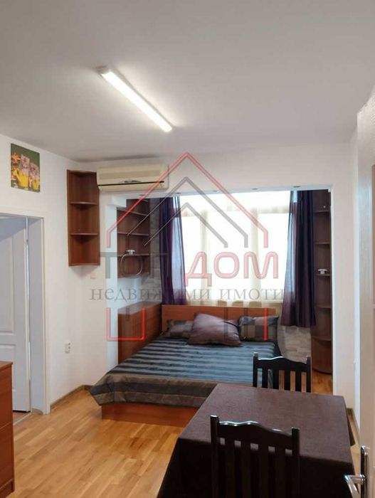 Дава се под наем Тристаен апартамент в Варна, Център - 80 кв.м за 561 € - Снимка #4