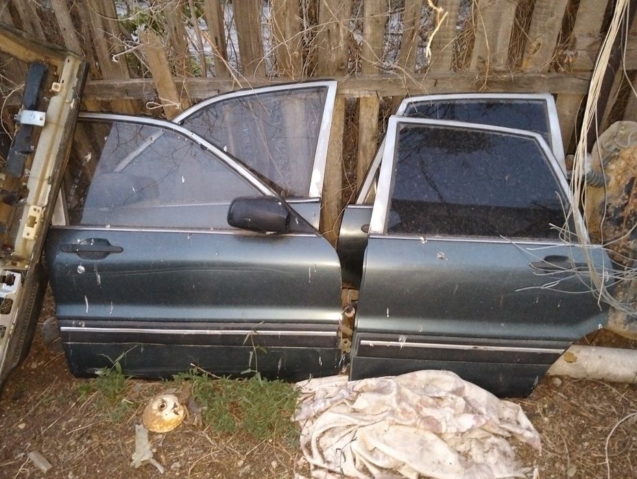 Продам запчасти на Мицубиси