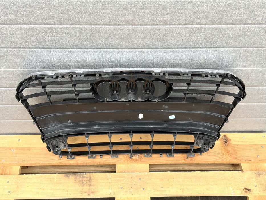 Решетка AUDI A6 C7 4G S Line 4G0853653A