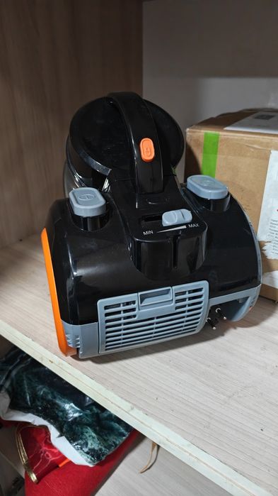 Продам пылесос со стаканом