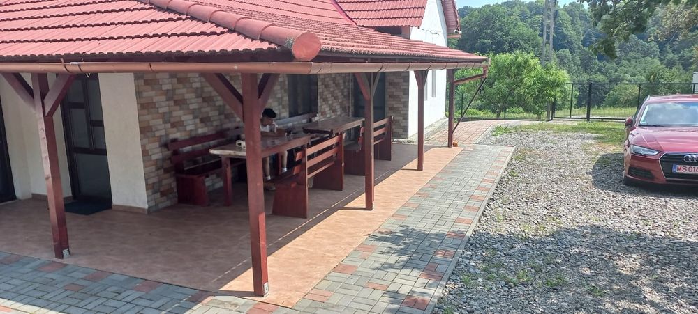 Cabană de închiriat