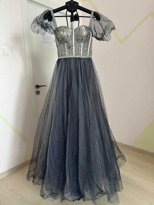 Абитуриентска Бална рокля