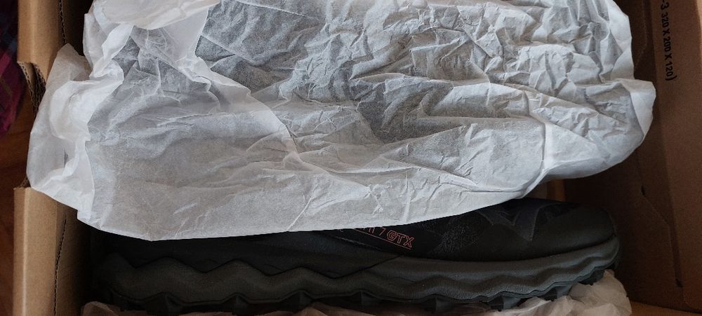 Mizuno Trail маратонки