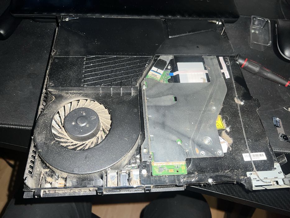 Servicii IT Laptop, Playstation, PC