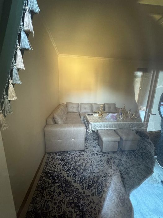 Qorasuvda 3,5 sotix hovli srochna sotiladiiii