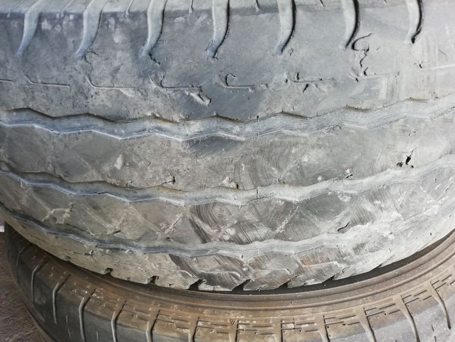 Шины б/у на Спринтер или на Газель