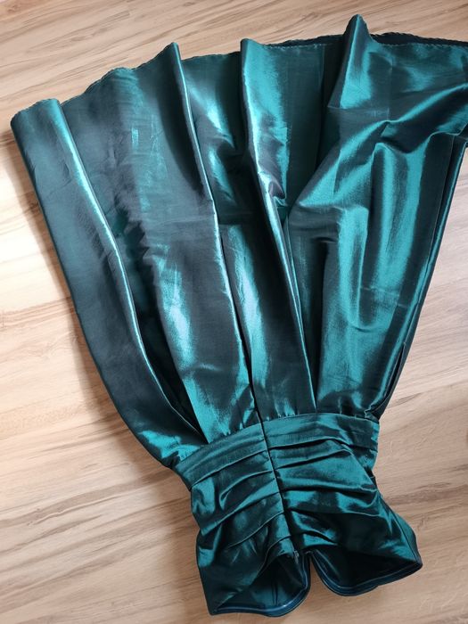 Уникална официална рокля за поводи. Размер М-Л,