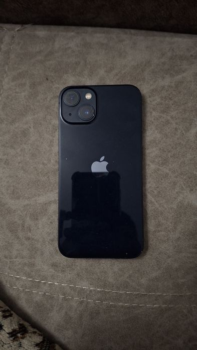 IPhone13 128gb.                .