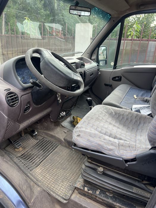 Vand Renault Master 2.5 diesel